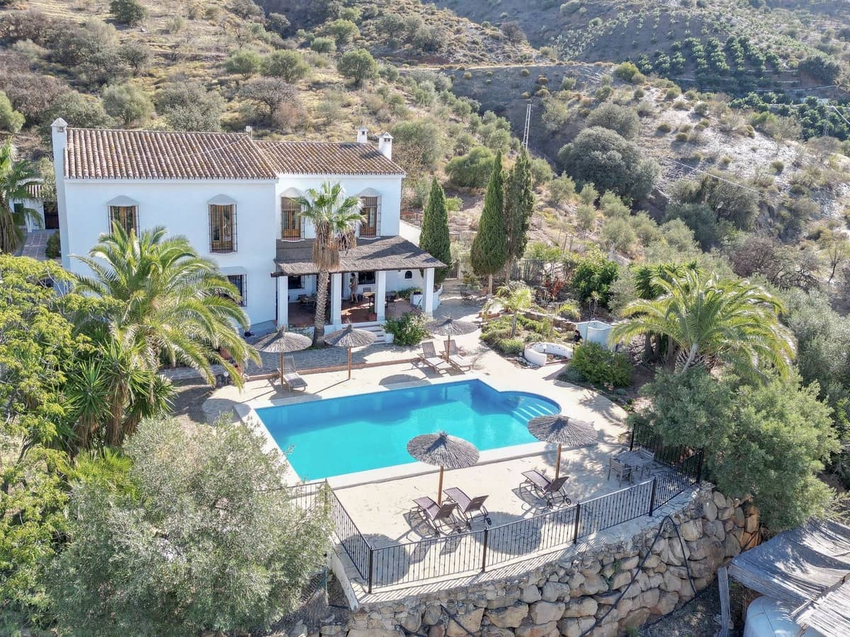 7 quarto Quinta/Casa Rural para venda em Alora com piscina garagem - 1 300 000 € (Ref: 9911597)
