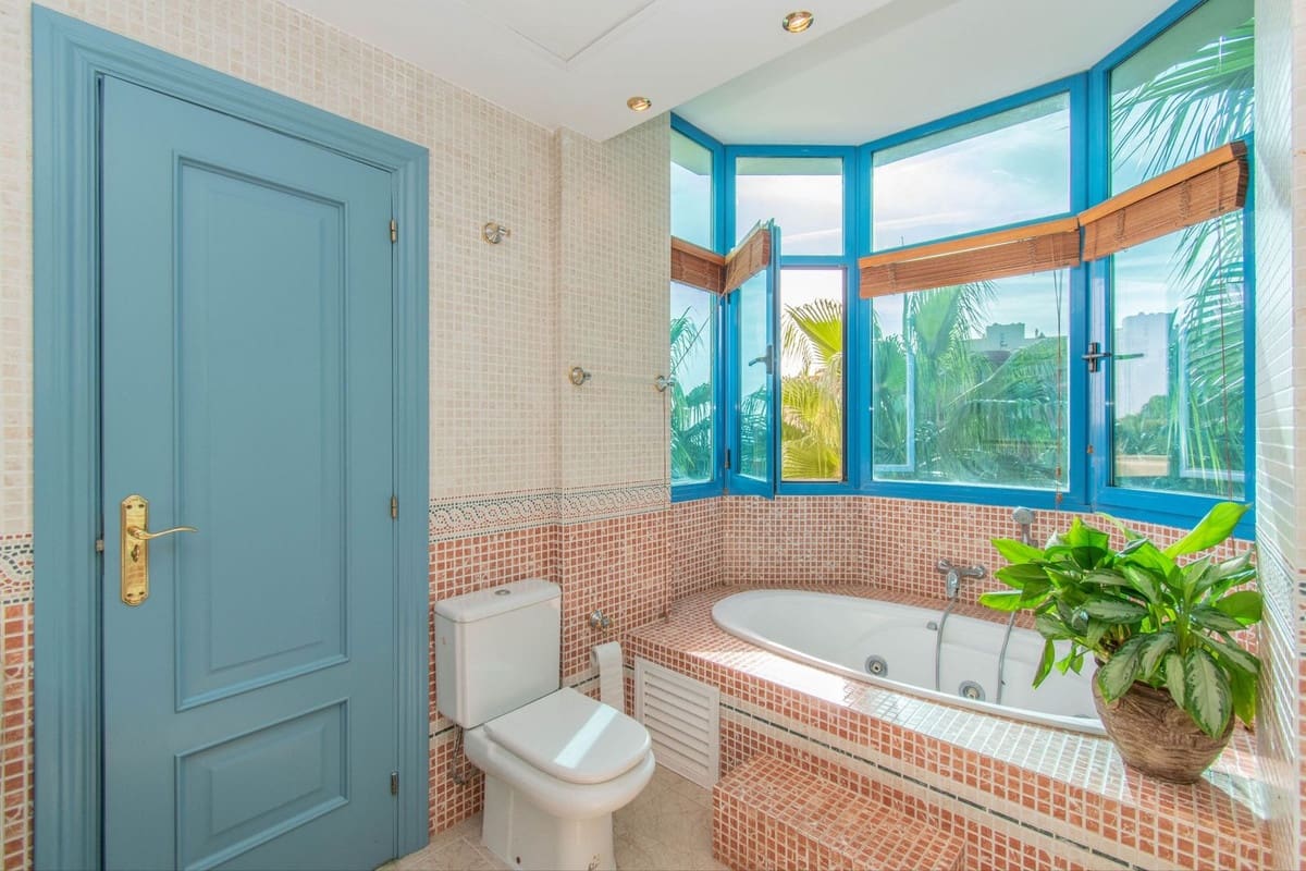 5 camera da letto Attico in vendita in Torrequebrada con piscina garage - 1.049.000 € (Rif: 9913390)
