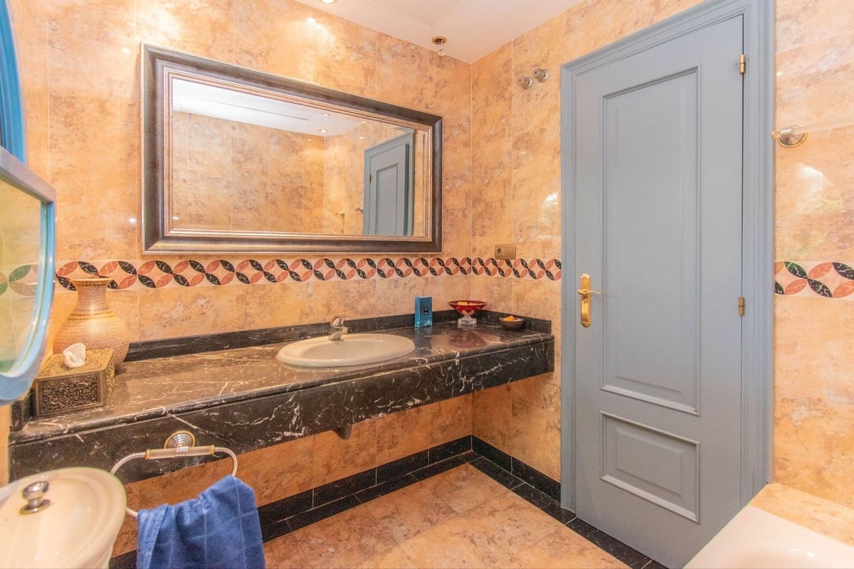 5 camera da letto Attico in vendita in Torrequebrada con piscina garage - 1.049.000 € (Rif: 9913390)