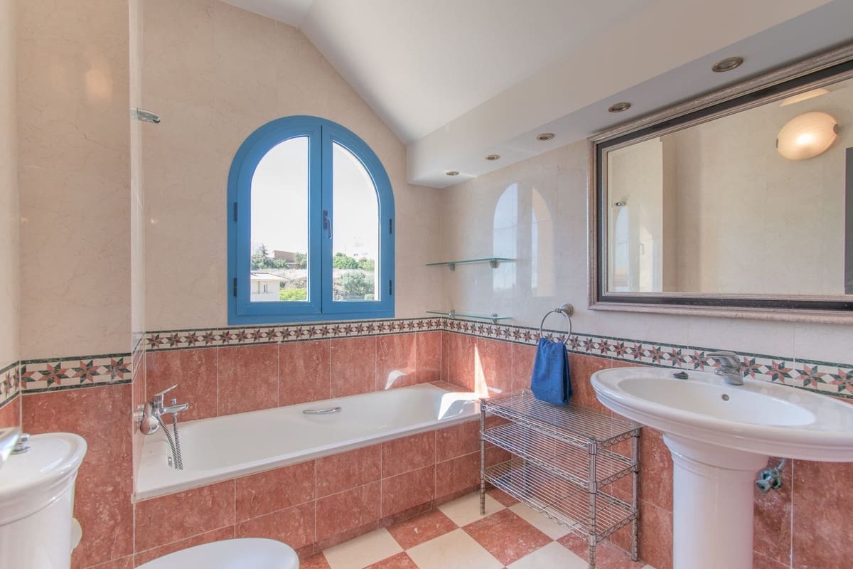 5 camera da letto Attico in vendita in Torrequebrada con piscina garage - 1.049.000 € (Rif: 9913390)