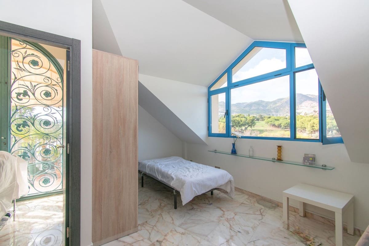 5 camera da letto Attico in vendita in Torrequebrada con piscina garage - 1.049.000 € (Rif: 9913390)
