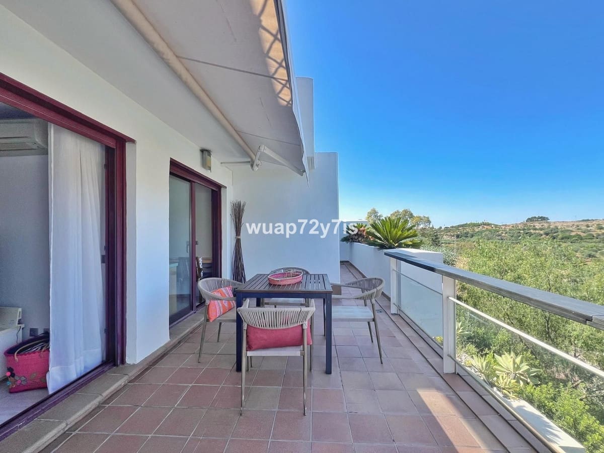 2 sypialnia Apartament na sprzedaż w Estepona z basenem garażem - 355 000 € (Ref: 9924840)