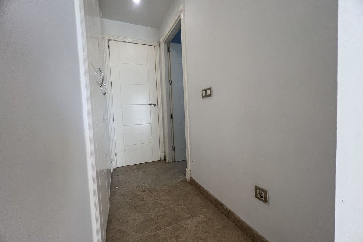 Apartamento de 2 habitaciones en Riviera del Sol en venta con piscina garaje - 350.000 € (Ref: 9924841)