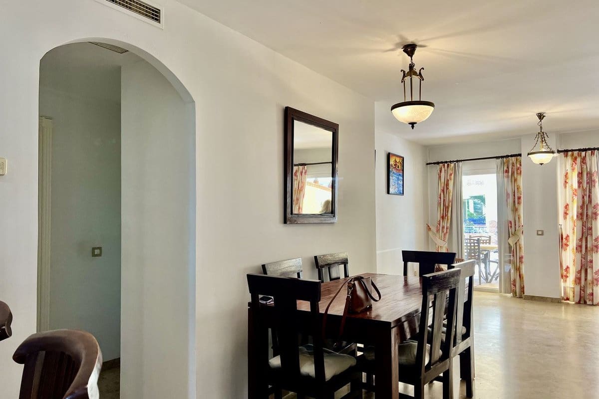 Apartamento de 2 habitaciones en Riviera del Sol en venta con piscina garaje - 350.000 € (Ref: 9924841)