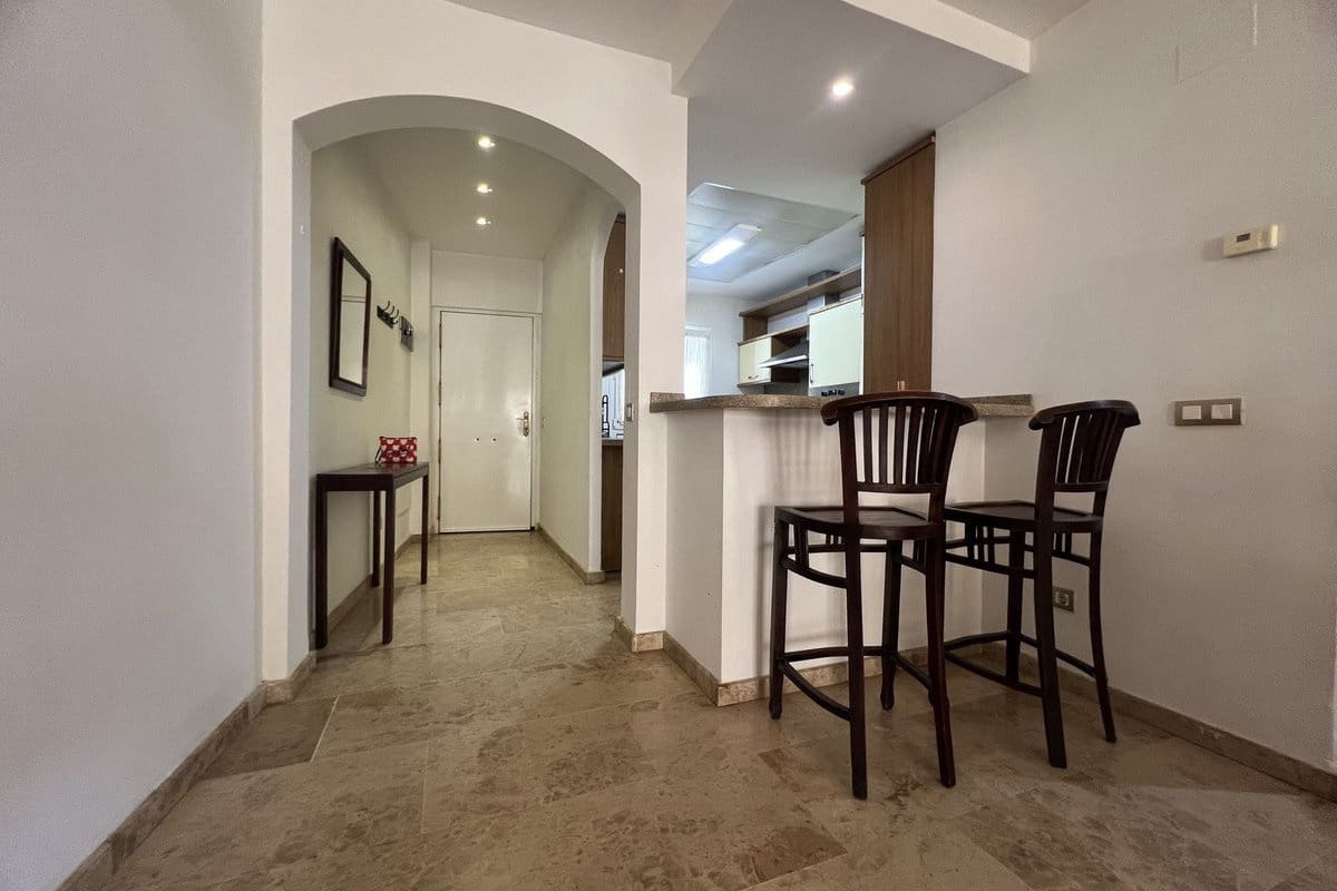 Apartamento de 2 habitaciones en Riviera del Sol en venta con piscina garaje - 350.000 € (Ref: 9924841)