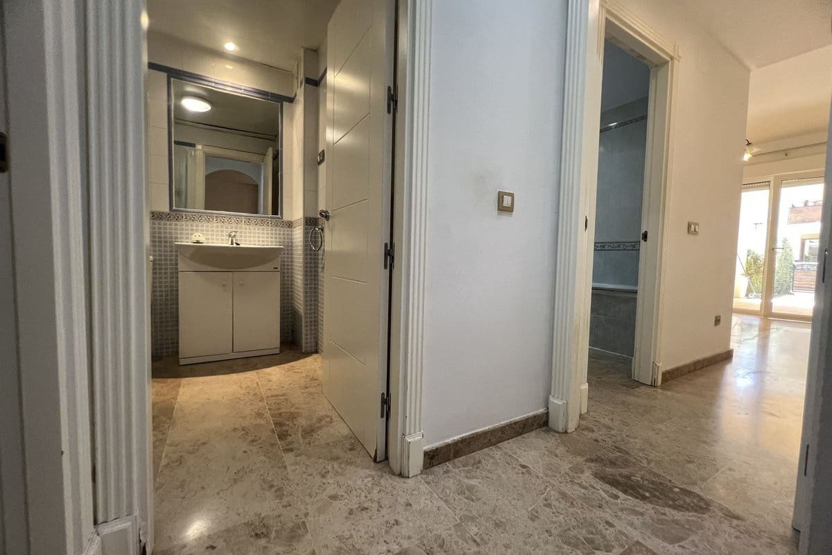 Apartamento de 2 habitaciones en Riviera del Sol en venta con piscina garaje - 350.000 € (Ref: 9924841)
