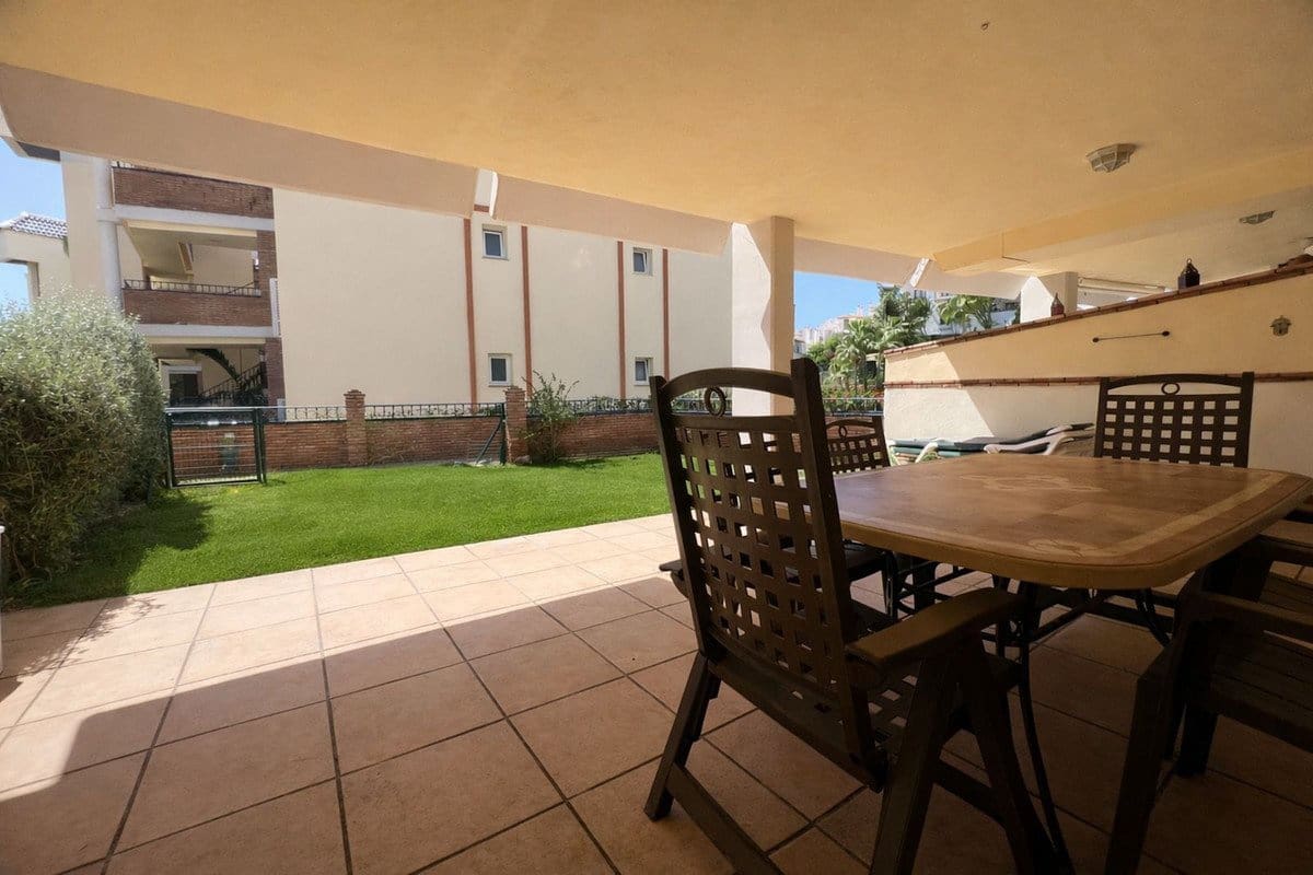 Apartamento de 2 habitaciones en Riviera del Sol en venta con piscina garaje - 350.000 € (Ref: 9924841)