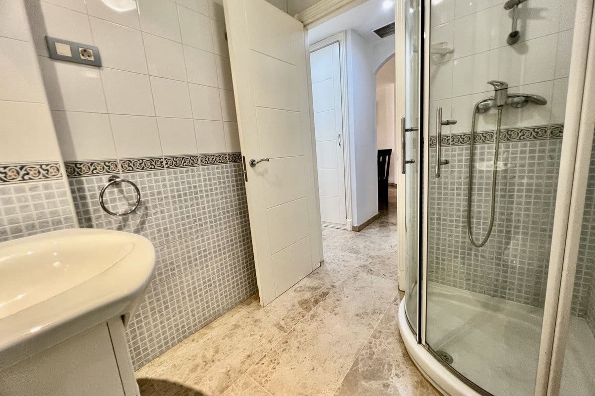 Apartamento de 2 habitaciones en Riviera del Sol en venta con piscina garaje - 350.000 € (Ref: 9924841)