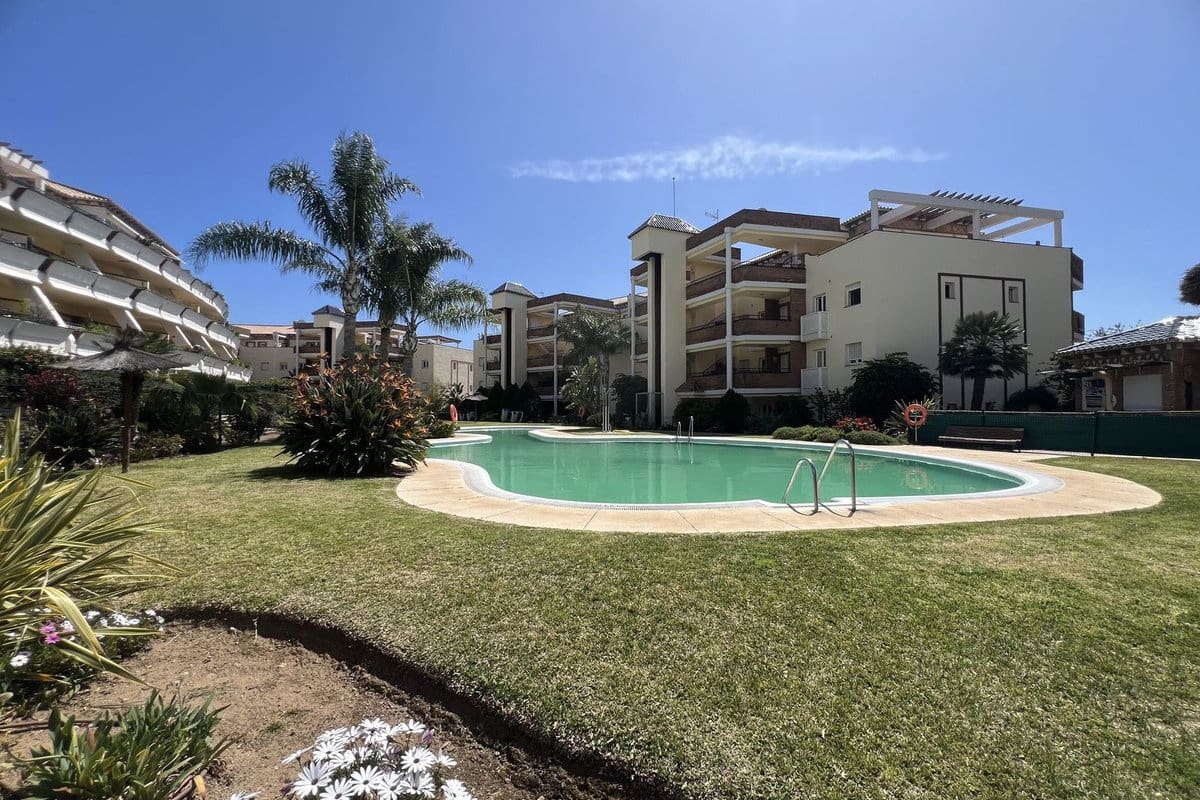 Apartamento de 2 habitaciones en Riviera del Sol en venta con piscina garaje - 350.000 € (Ref: 9924841)