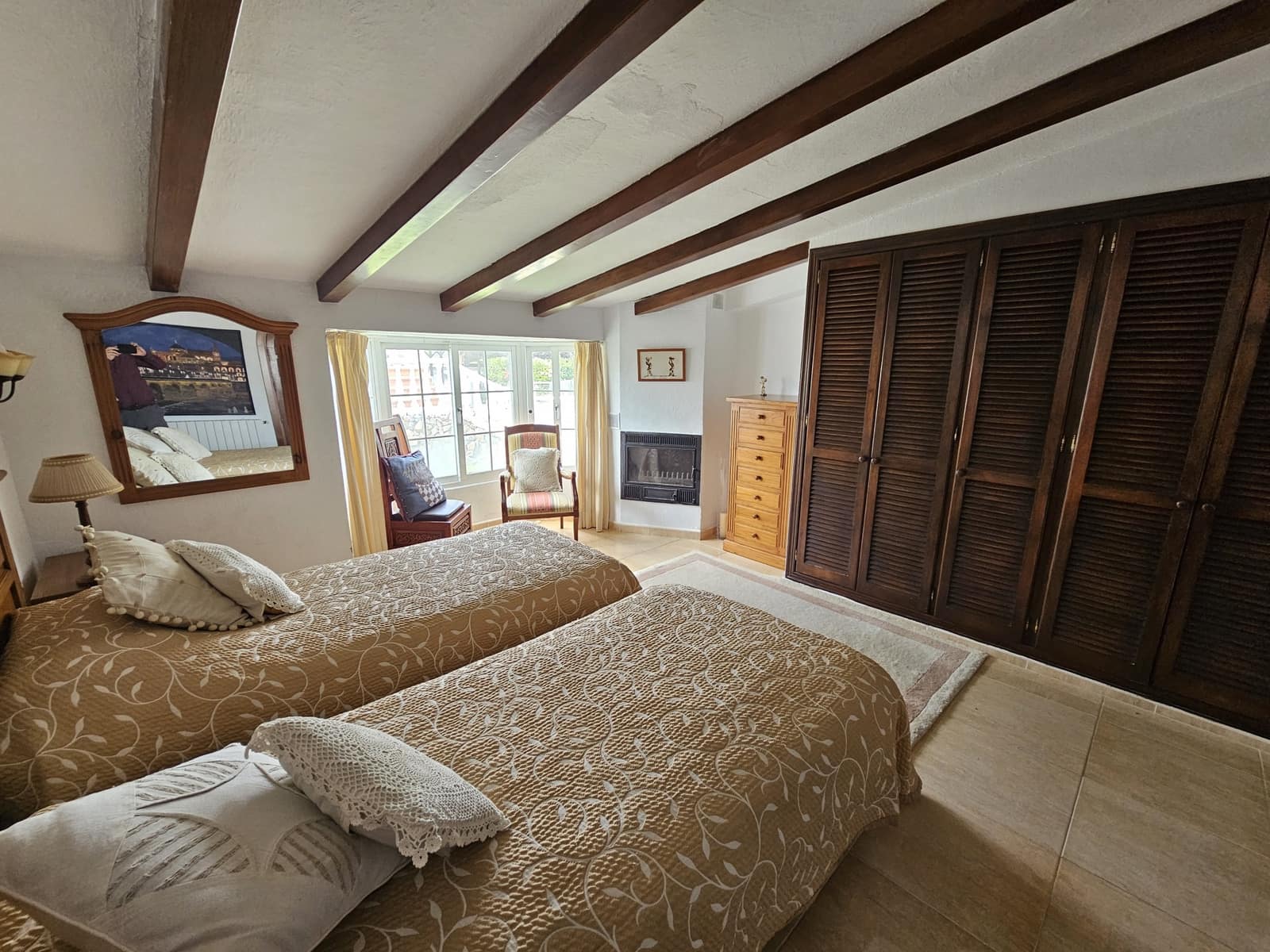 5 bedroom Villa for sale in Alhaurin de la Torre with pool garage - € 1,690,000 (Ref: 9924842)