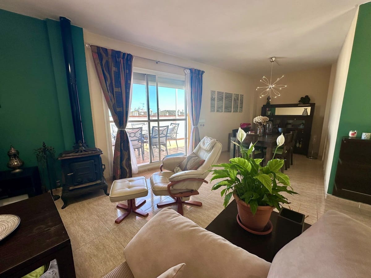 Ático de 3 habitaciones en San Pedro de Alcantara en venta con garaje - 675.000 € (Ref: 9936627)