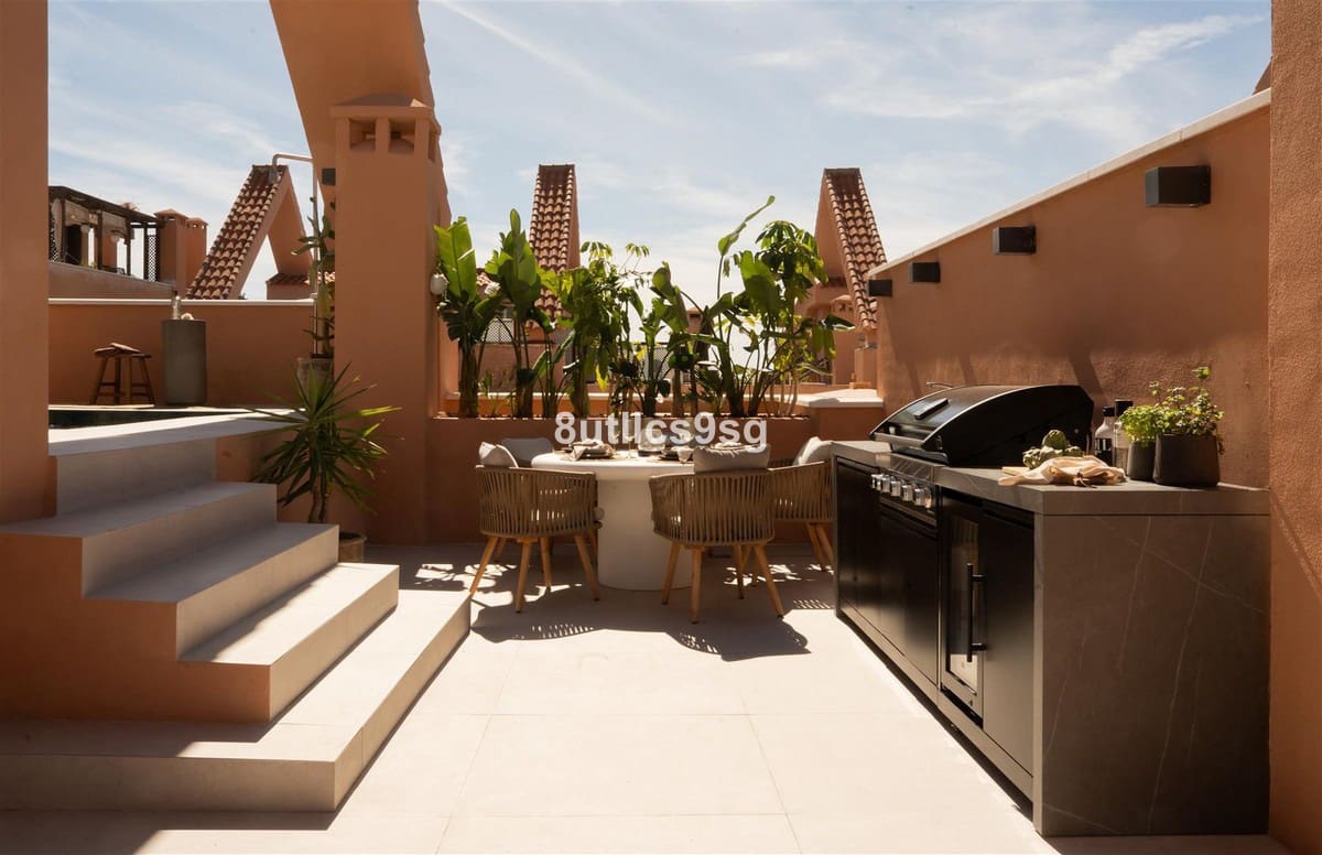 3 camera da letto Attico in vendita in Nueva Andalucia con piscina garage - 2.695.000 € (Rif: 9936648)