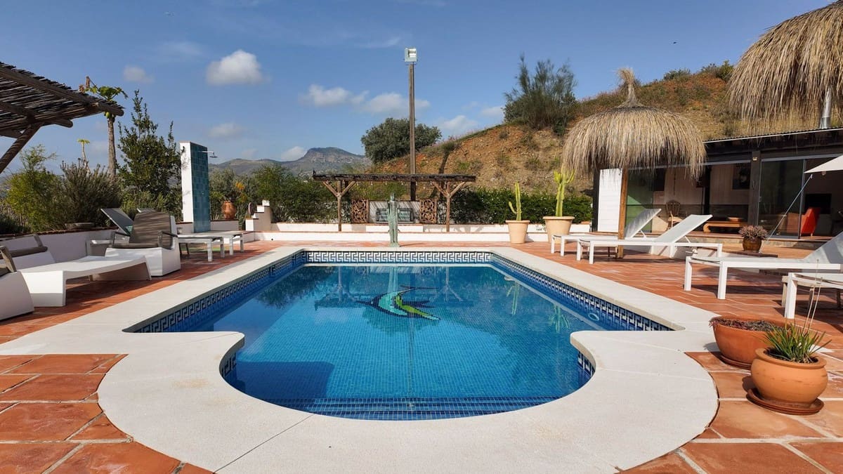 6 chambre Villa/Maison à vendre à Alora avec piscine garage - 889 200 € (Ref: 9938474)