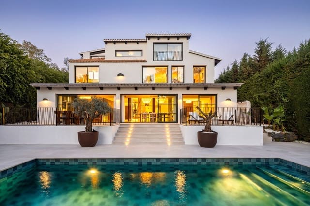 5 quarto Moradia para venda em Nueva Andalucia, Marbella com piscina - 4 290 000 € (Ref: 9938727)