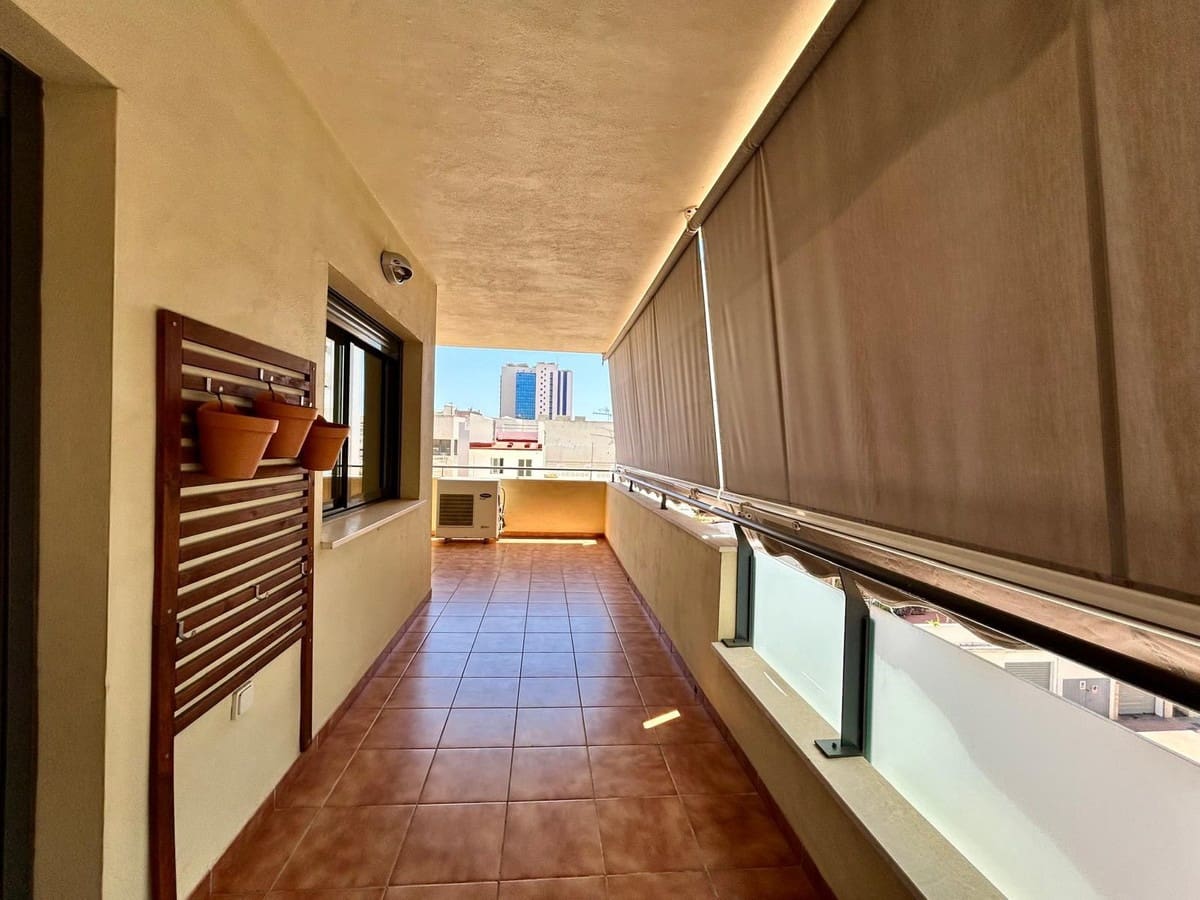 2 bedroom Apartment for sale in Fuengirola with pool garage - € 440,000 (Ref: 9938775)