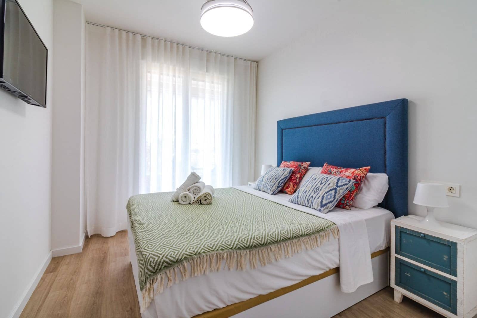 2 soverom Leilighet til salgs i Nueva Andalucia med svømmebasseng garasje - € 435 000 (Ref: 9938796)