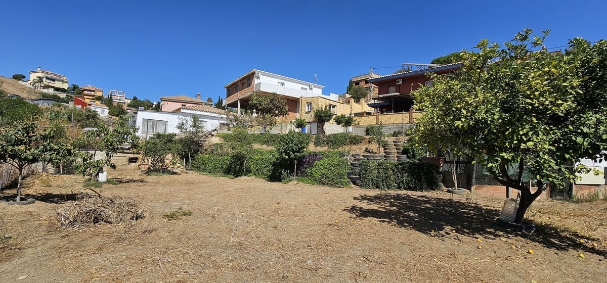 7 soverom Villa til salgs i Mijas med svømmebasseng garasje - € 399 000 (Ref: 9938812)