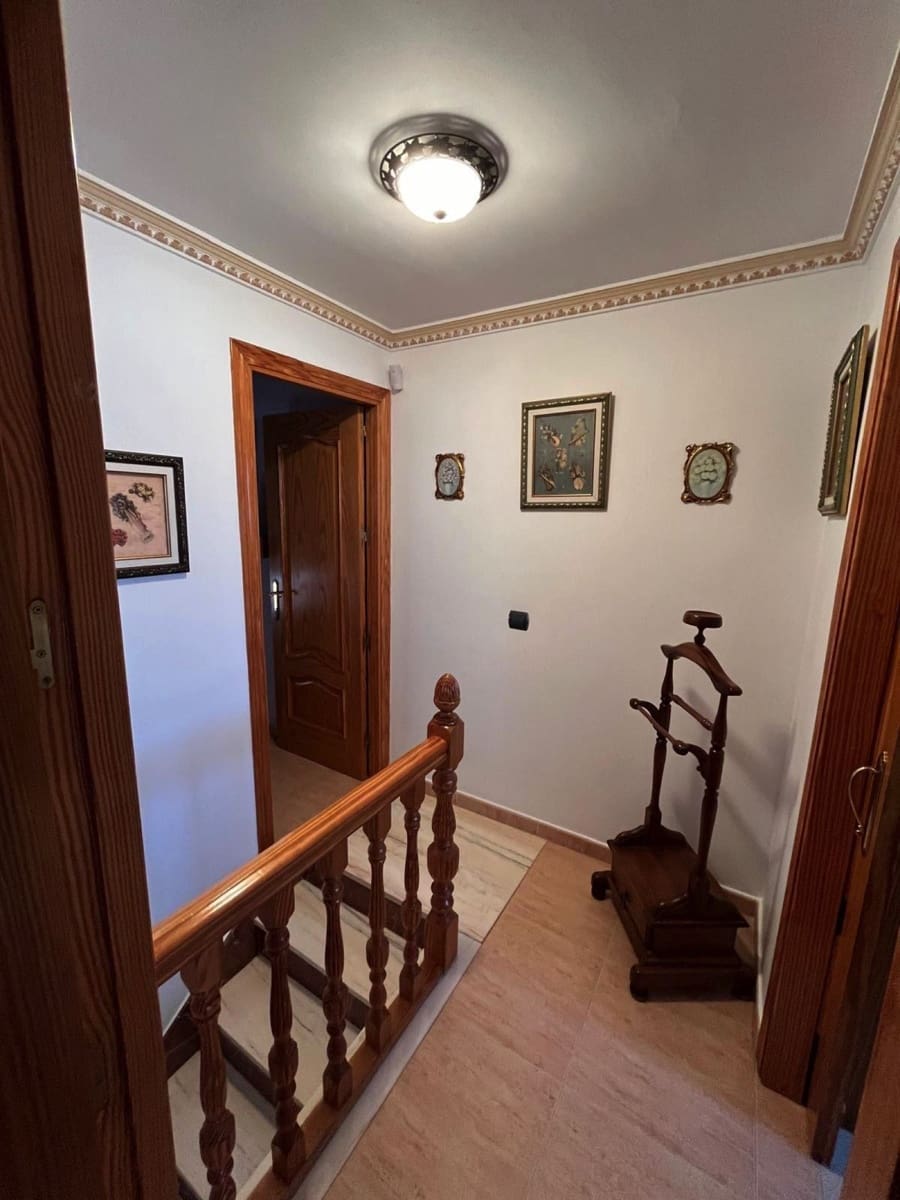 Casa de 2 habitaciones en Estepona en venta - 424.000 € (Ref: 9940785)