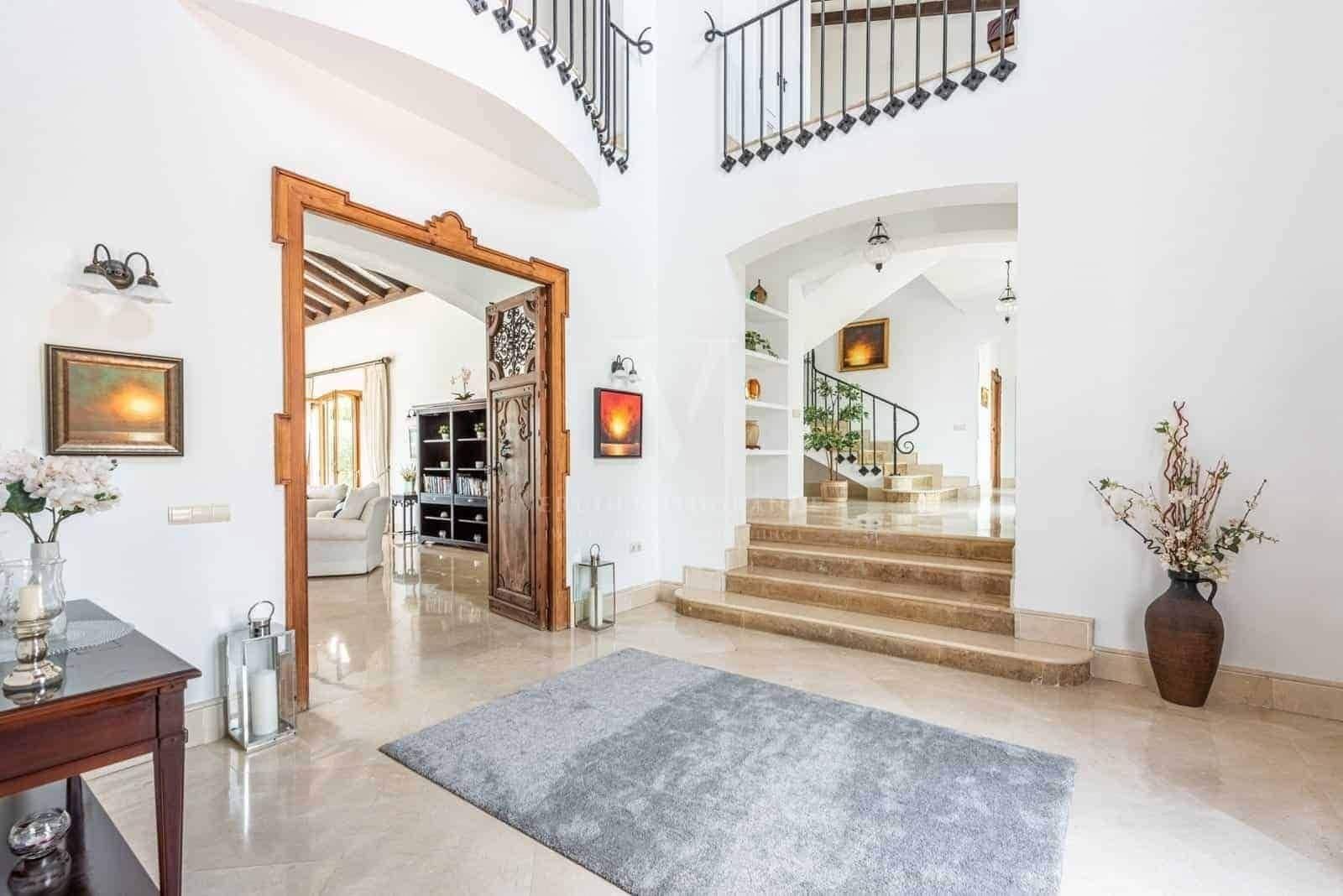 Chalet de 7 habitaciones en Sotogrande en venta con piscina garaje - 5.200.000 € (Ref: 9940823)