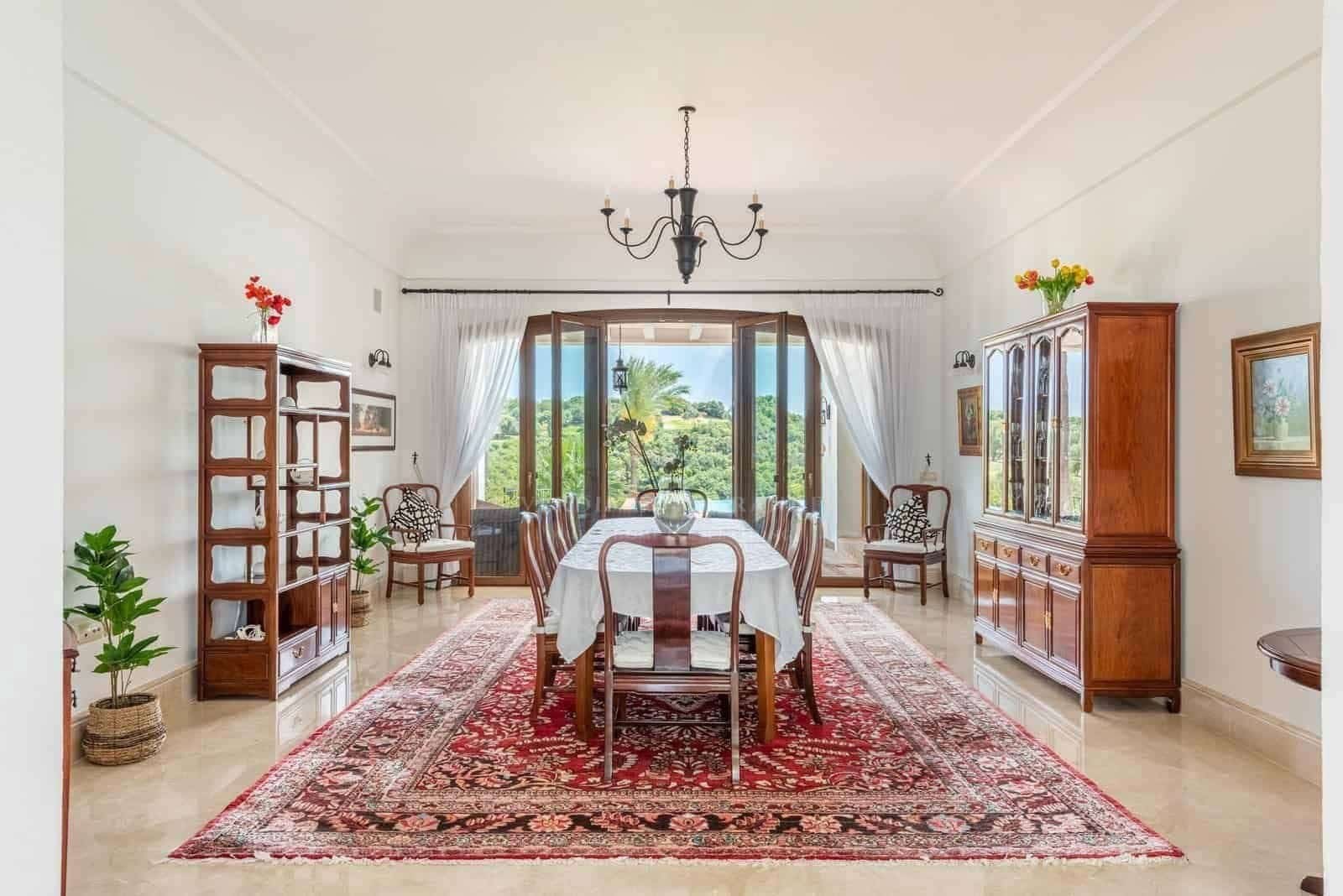 Chalet de 7 habitaciones en Sotogrande en venta con piscina garaje - 5.200.000 € (Ref: 9940823)