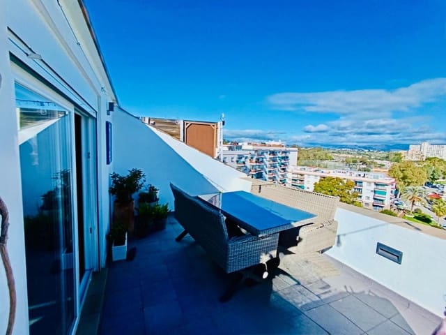 2 makuuhuone Kattohuoneisto myytävänä paikassa Torremolinos mukana uima-altaan - 488 000 € (Ref: 9941027)
