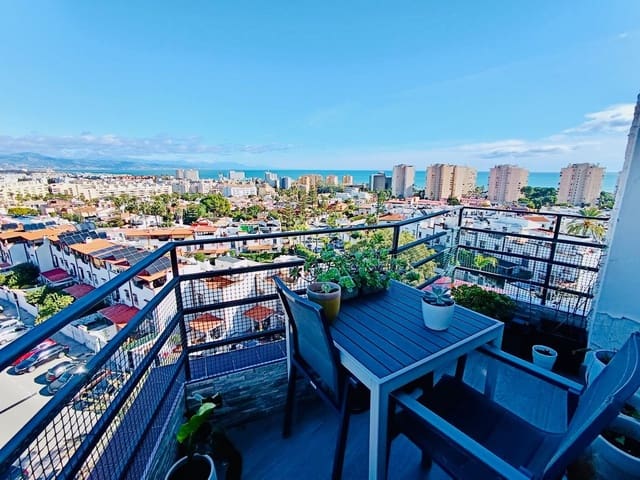 2 makuuhuone Kattohuoneisto myytävänä paikassa Torremolinos mukana uima-altaan - 488 000 € (Ref: 9941027)