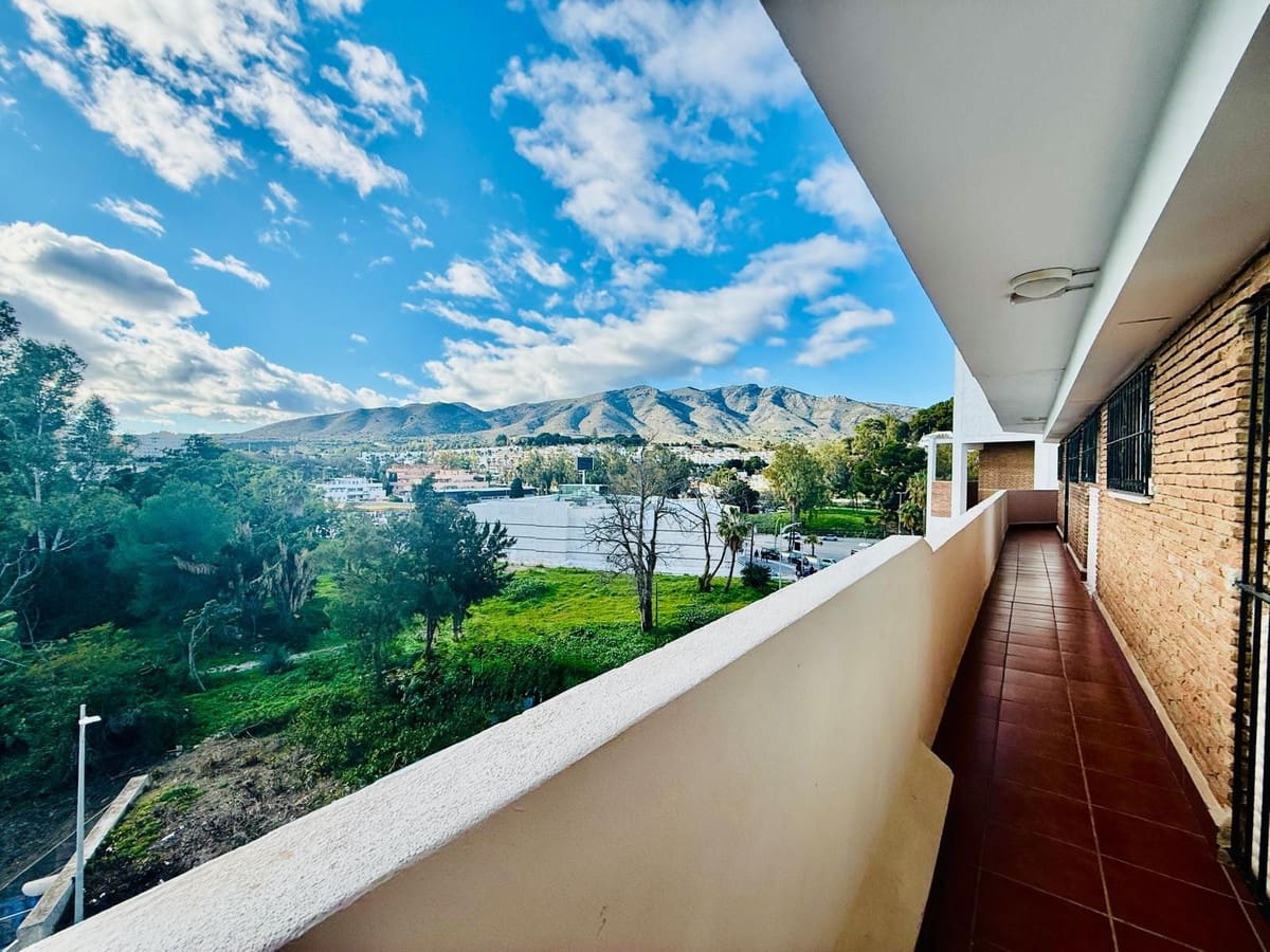 2 quarto Penthouse para venda em Torremolinos com piscina - 488 000 € (Ref: 9941027)