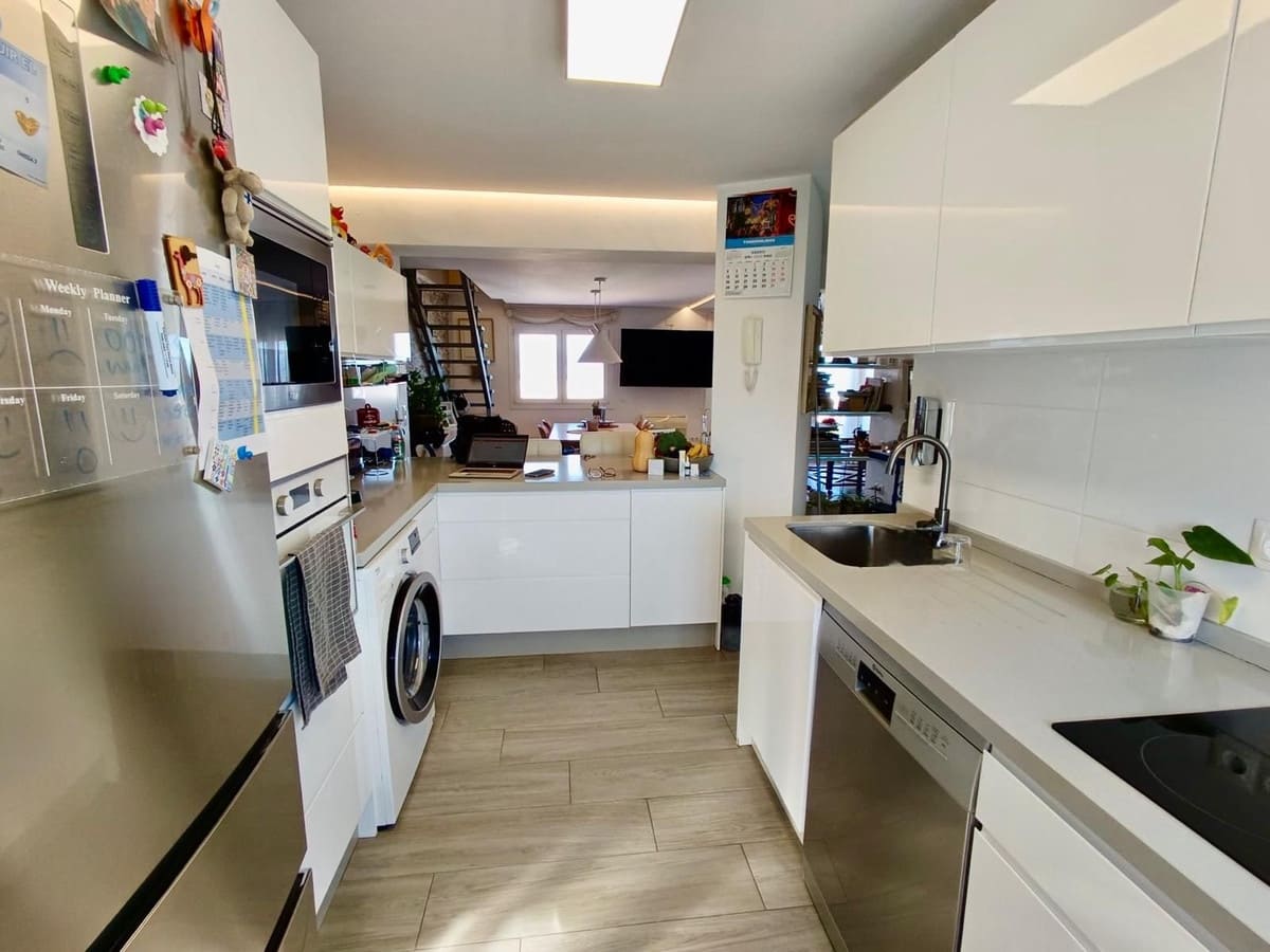 2 quarto Penthouse para venda em Torremolinos com piscina - 488 000 € (Ref: 9941027)