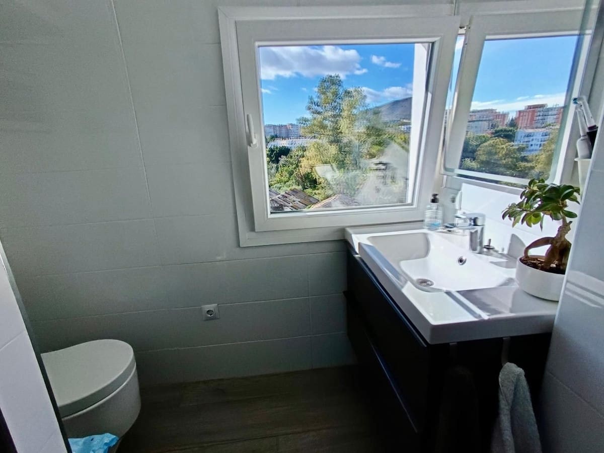 2 quarto Penthouse para venda em Torremolinos com piscina - 488 000 € (Ref: 9941027)