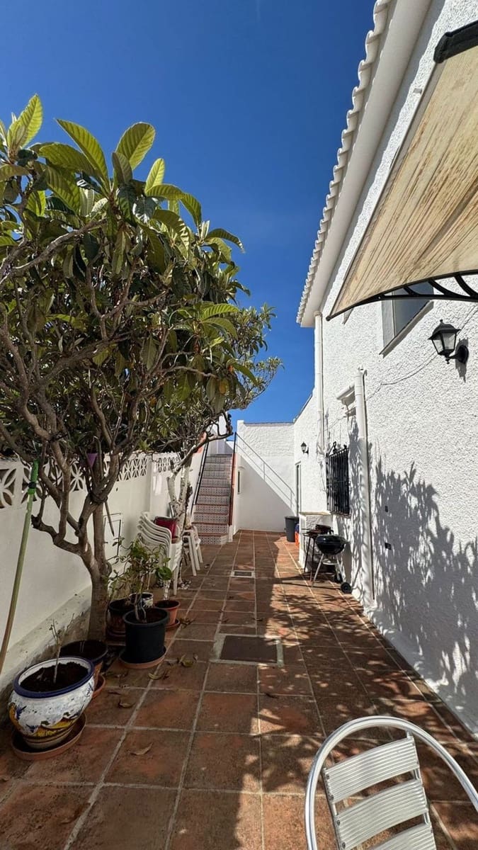 6 Zimmer Villa zu verkaufen in Mijas mit Pool Garage - 1.060.000 € (Ref: 9941162)