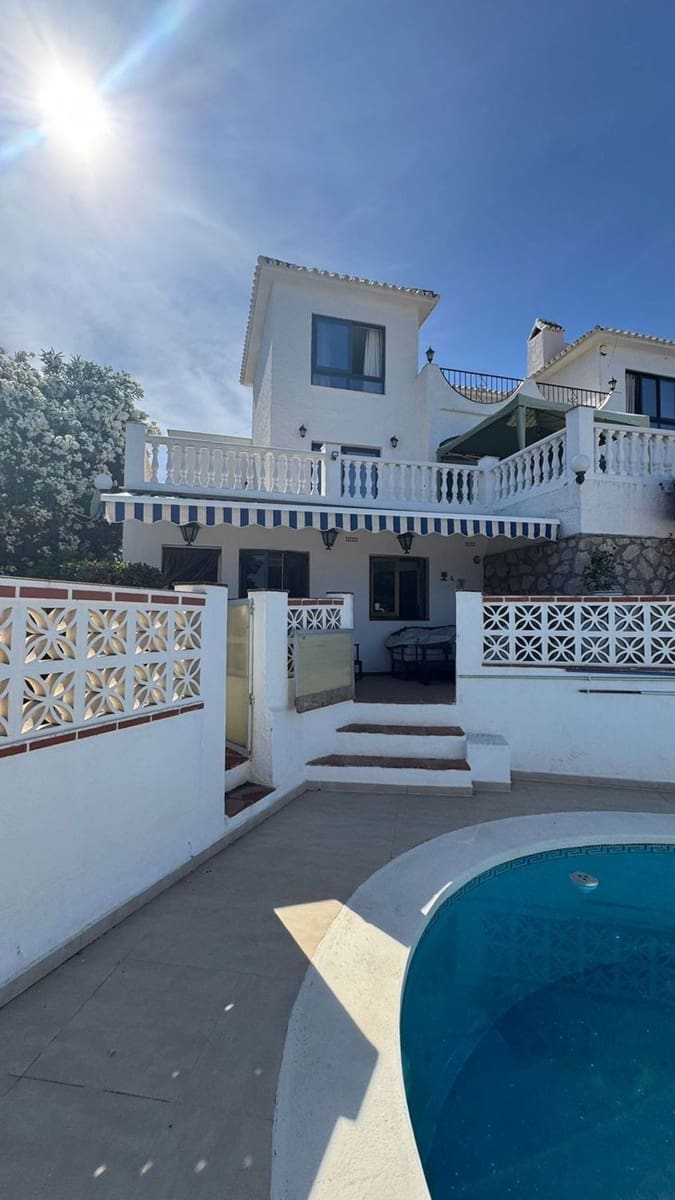 6 Zimmer Villa zu verkaufen in Mijas mit Pool Garage - 1.060.000 € (Ref: 9941162)