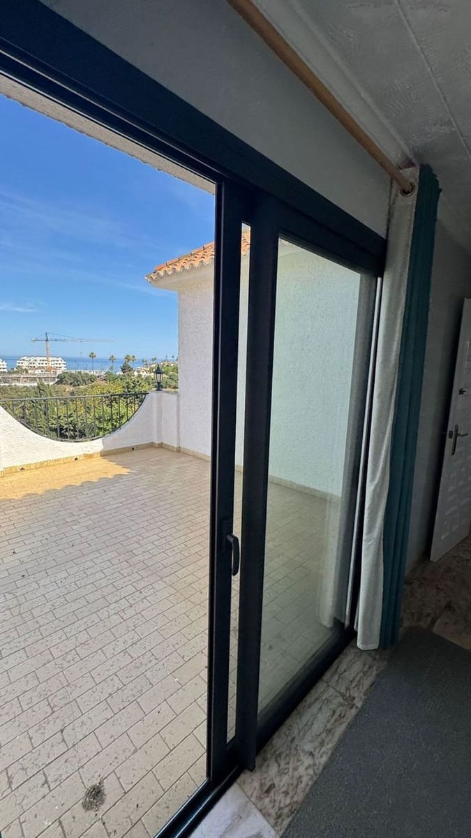 6 Zimmer Villa zu verkaufen in Mijas mit Pool Garage - 1.060.000 € (Ref: 9941162)