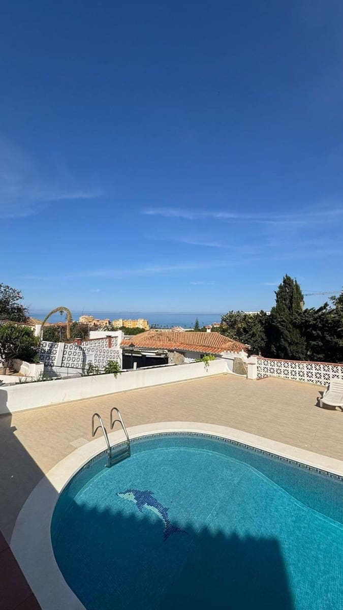 6 Zimmer Villa zu verkaufen in Mijas mit Pool Garage - 1.060.000 € (Ref: 9941162)