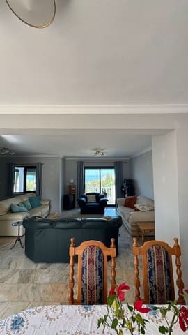 6 Zimmer Villa zu verkaufen in Mijas mit Pool Garage - 1.060.000 € (Ref: 9941162)