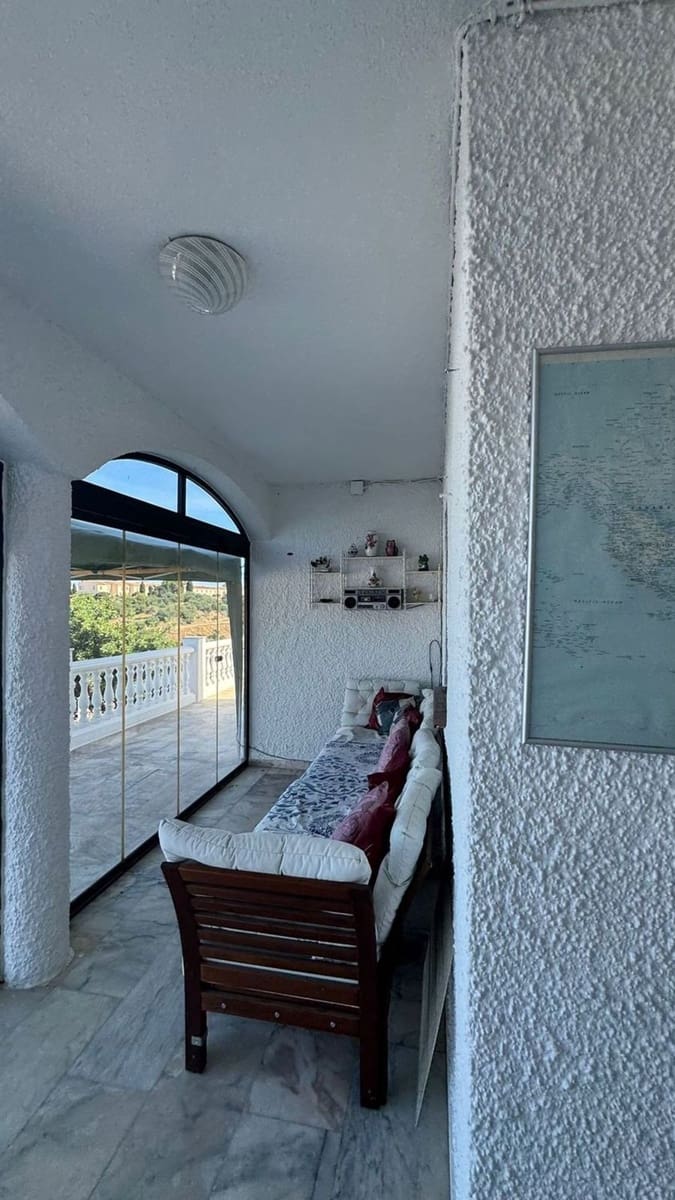 6 Zimmer Villa zu verkaufen in Mijas mit Pool Garage - 1.060.000 € (Ref: 9941162)