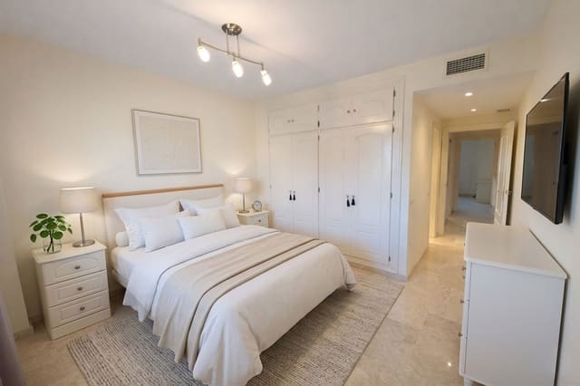 2 camera da letto Appartamento in vendita in El Chaparral, Malaga città con piscina garage - 340.000 € (Rif: 9944223)