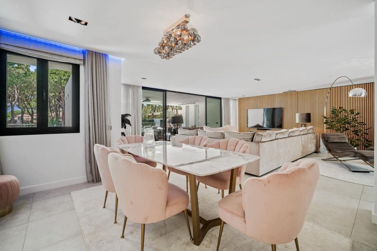 6 Zimmer Villa zu verkaufen in Las Chapas mit Pool Garage - 5.900.000 € (Ref: 9944382)