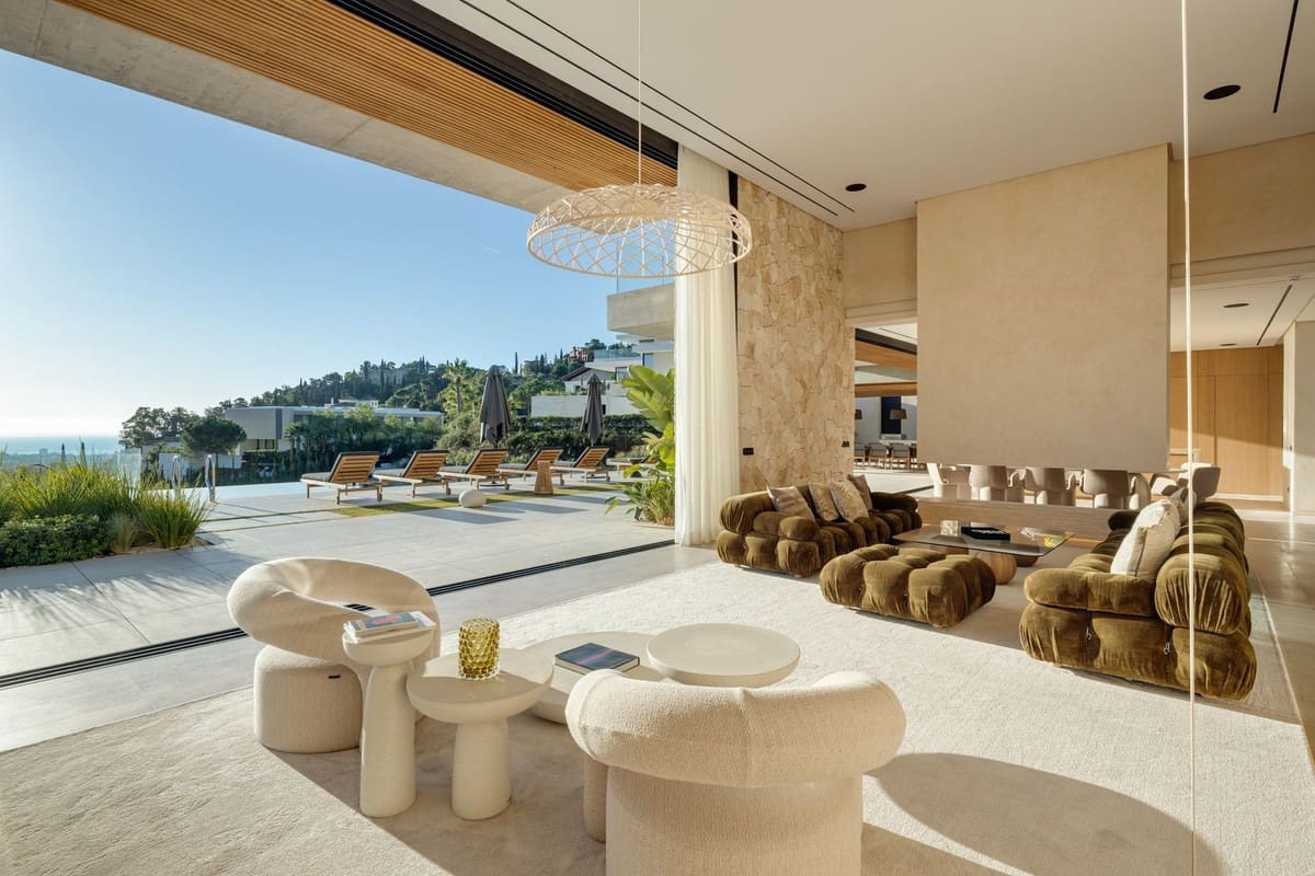 6 quarto Moradia para venda em El Madronal com piscina garagem - 11 500 000 € (Ref: 9944570)