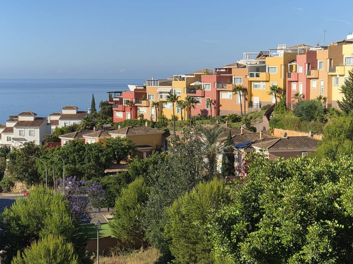 3 soveværelse Byhus til salg i Puerto de la Torre med swimmingpool garage - € 629.995 (Ref: 9944582)