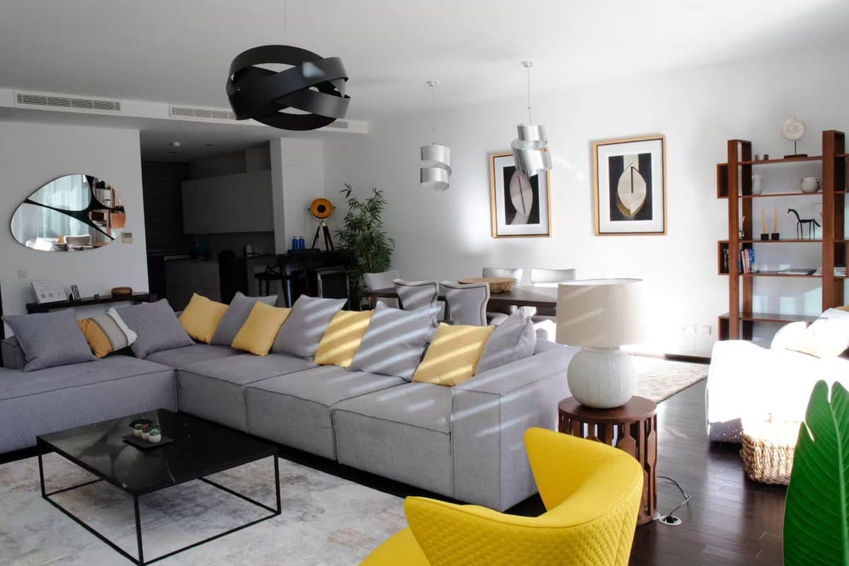 2 soveværelse Byhus til salg i Marbella med swimmingpool garage - € 1.400.000 (Ref: 9944591)