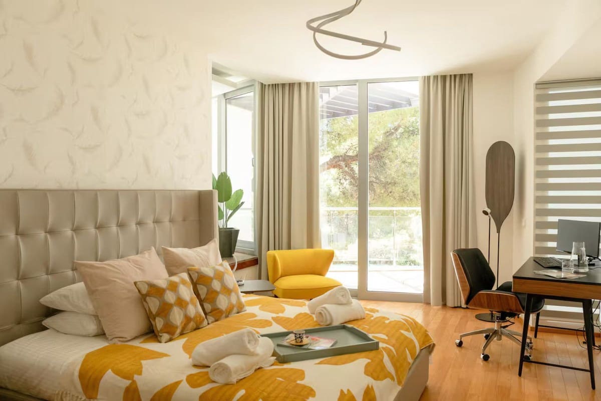 2 soveværelse Byhus til salg i Marbella med swimmingpool garage - € 1.400.000 (Ref: 9944591)