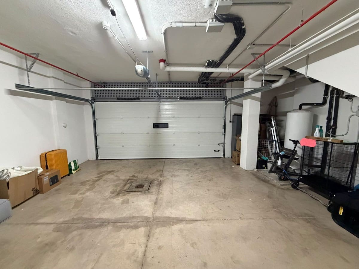 2 soveværelse Byhus til salg i Marbella med swimmingpool garage - € 1.400.000 (Ref: 9944591)