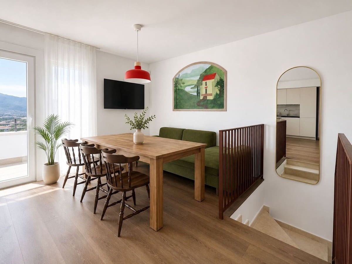 2 chambre Villa/Maison Semi-Mitoyenne à vendre à Coin avec piscine garage - 385 000 € (Ref: 9944606)