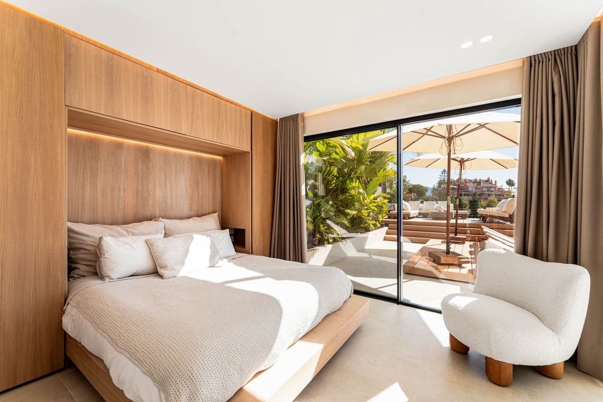 5 camera da letto Villa in vendita in Nueva Andalucia con piscina garage - 2.995.000 € (Rif: 9945966)