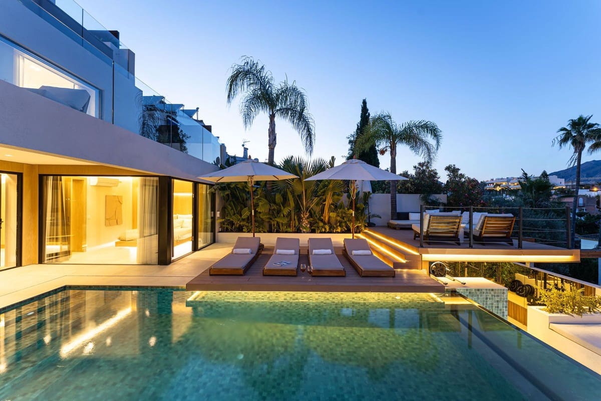 5 camera da letto Villa in vendita in Nueva Andalucia con piscina garage - 2.995.000 € (Rif: 9945966)