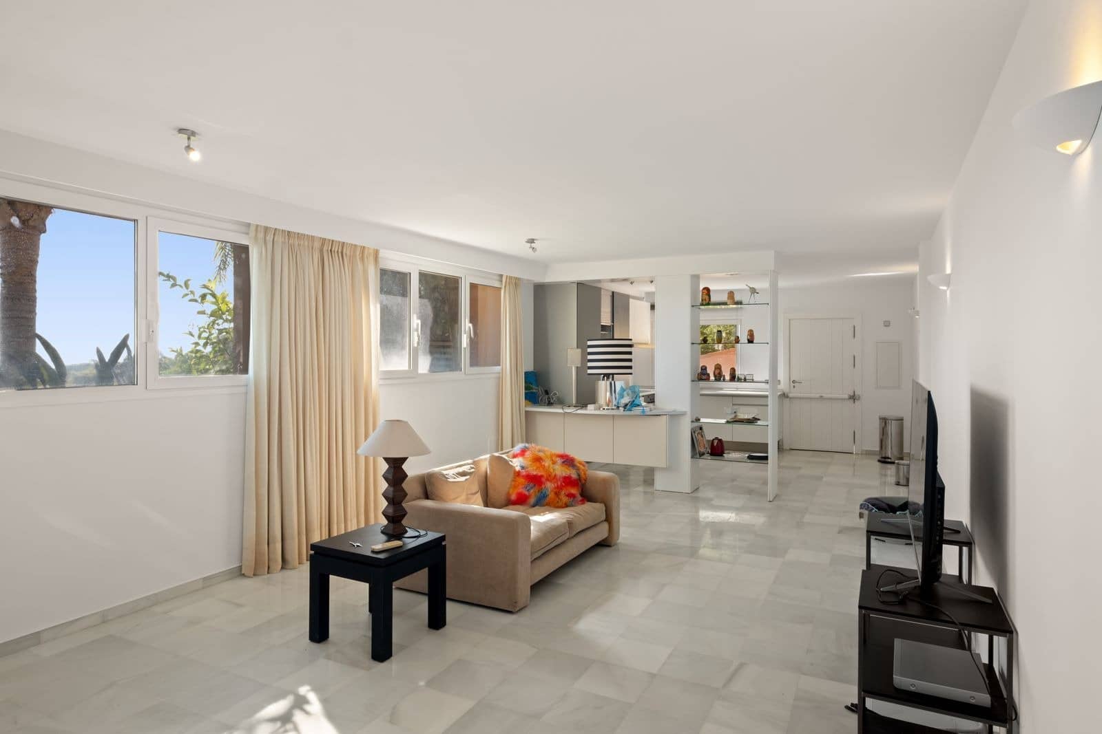 5 Zimmer Villa zu verkaufen in La Mairena mit Pool Garage - 2.800.000 € (Ref: 9945975)