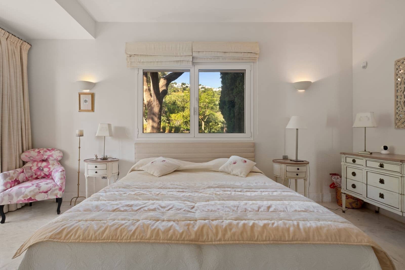 5 Zimmer Villa zu verkaufen in La Mairena mit Pool Garage - 2.800.000 € (Ref: 9945975)