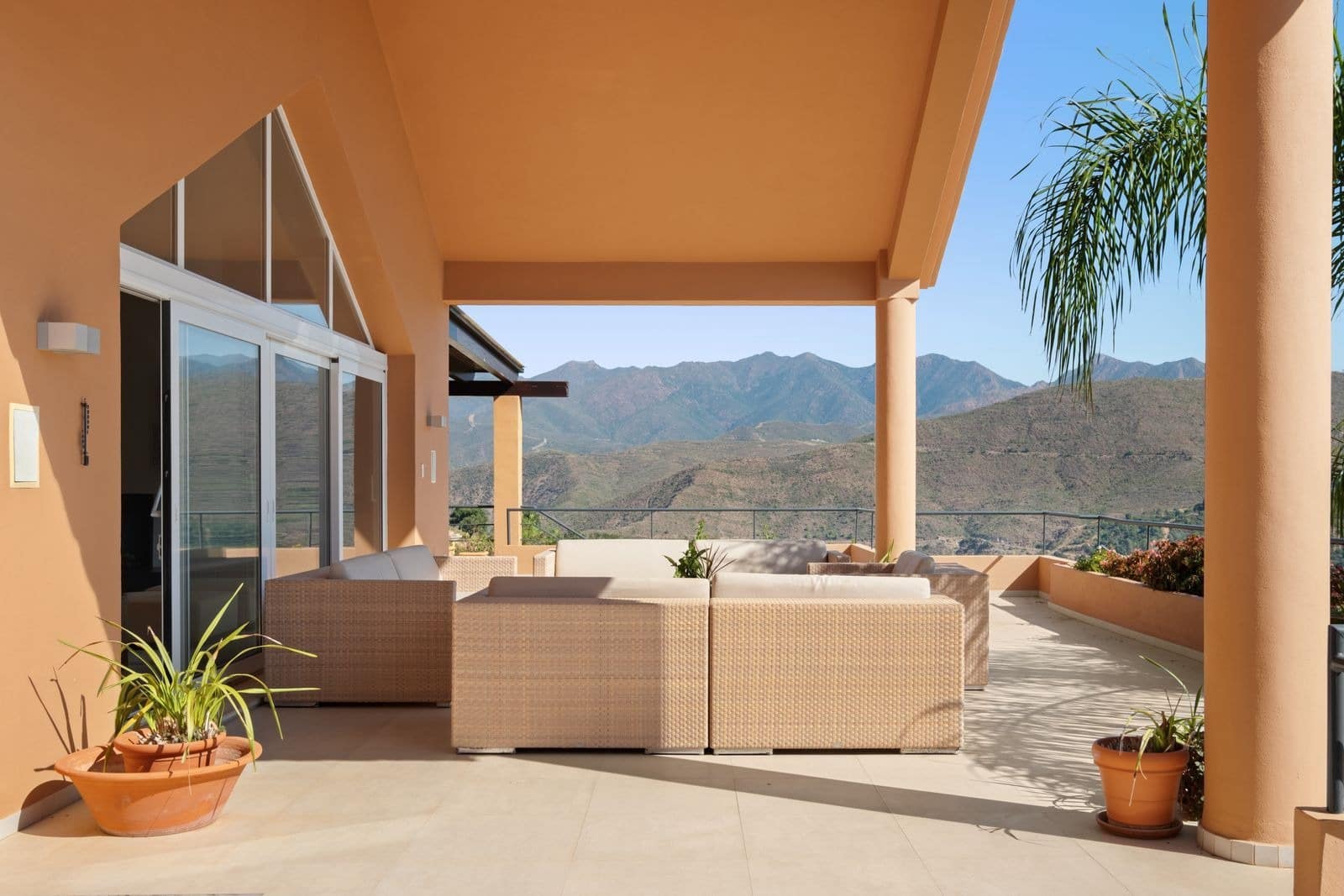 5 Zimmer Villa zu verkaufen in La Mairena mit Pool Garage - 2.800.000 € (Ref: 9945975)