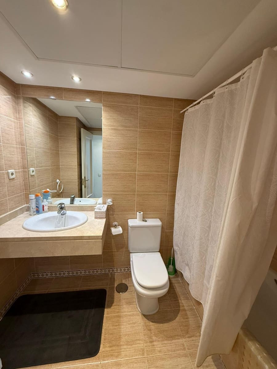 2 soveværelse Lejlighed til salg i Nueva Andalucia med swimmingpool garage - € 370.000 (Ref: 9946022)