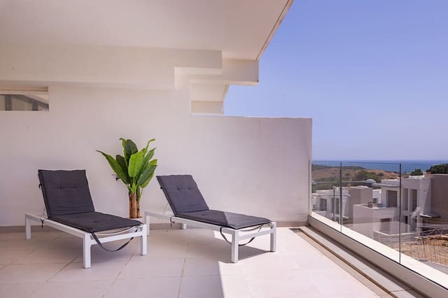3 sypialnia Apartament na sprzedaż w Estepona z basenem garażem - 545 000 € (Ref: 9946055)